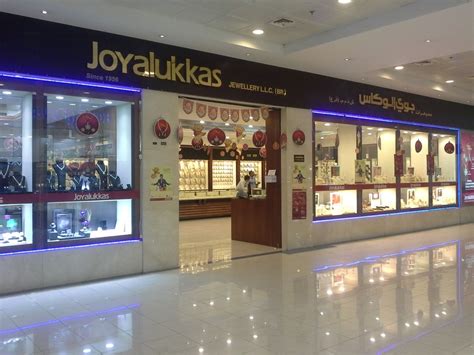 joyalukkas shop.